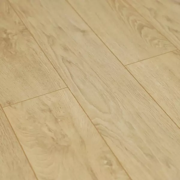 Ламинат «Kronopol» Parfe Floor Narrow 4V D7710 Дуб Лурмарен 138х15,9 000401599 33 класс бежевый
Ламинат «Kronopol» Parfe Floor Narrow 4V D7710 Дуб Лурмарен 138х15,9 000401599 33 класс бежевый