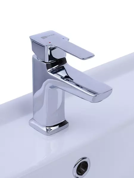 

Смеситель для раковины «Lemark» Basis LM3606C хром