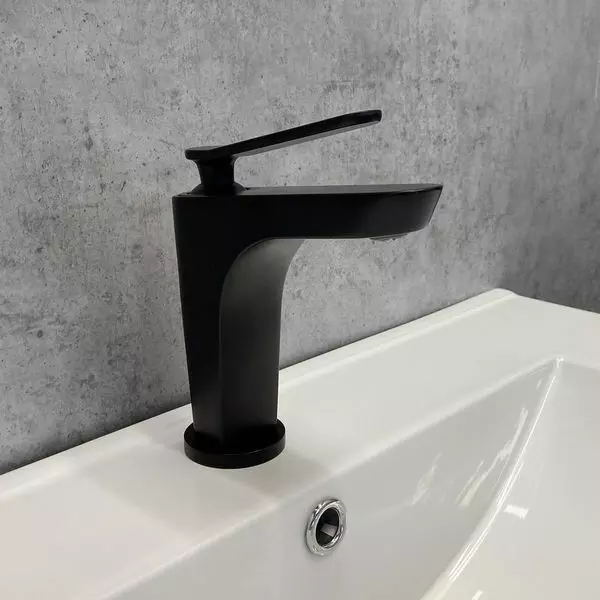 

Смеситель для раковины «Comforty» FC088A-CMT чёрный матовый