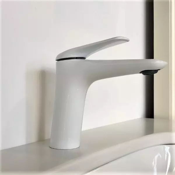 

Смеситель для раковины «Comforty» FC074A-CKBT белый