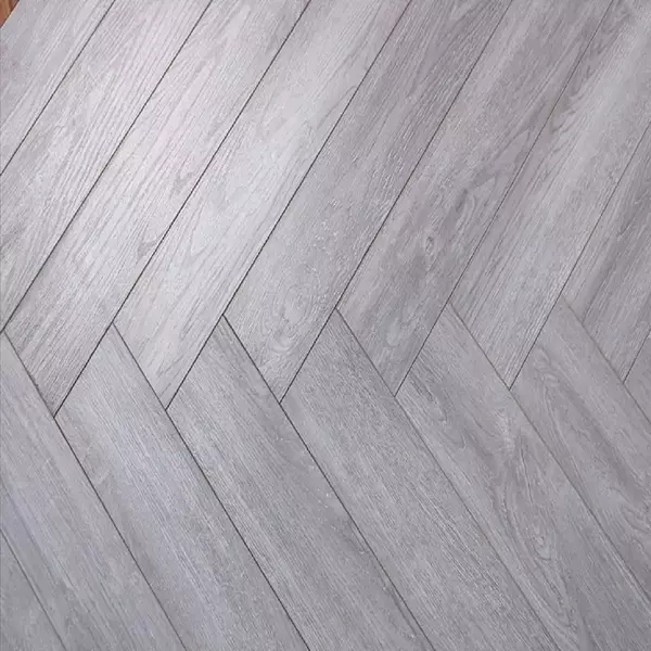

Ламинат «Wood Style» Arrow Дуб Певенси 60х10 105 34 класс серый