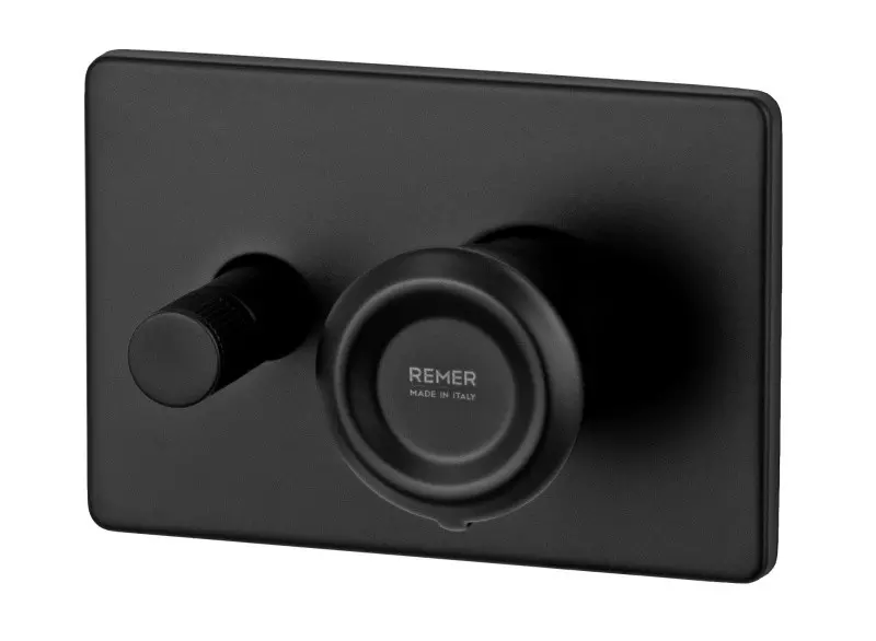 

Смеситель для душа «Remer» Element ET09HRGNO чёрный матовый