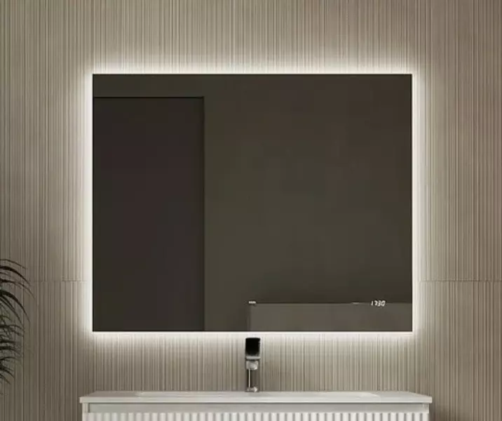 Зеркало Raval Kvadro 10080 с инфракрасным выключателем с часами с подсветкой 18100₽