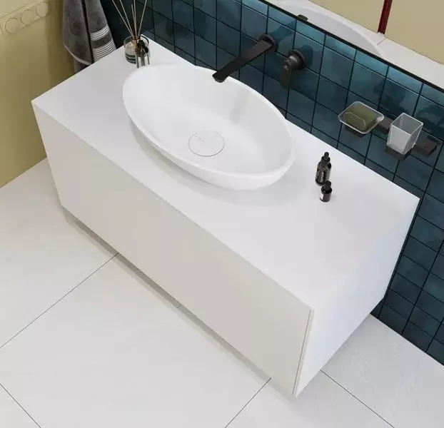 Тумба с раковиной и столешницей «Kupala» Karelia 120 (Luka 63/38) подвесная белая матовая