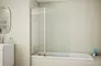 Шторка на ванну стеклянная «Bravat» Alfa 110/135 прозрачная/хром универсальная, картинка №2